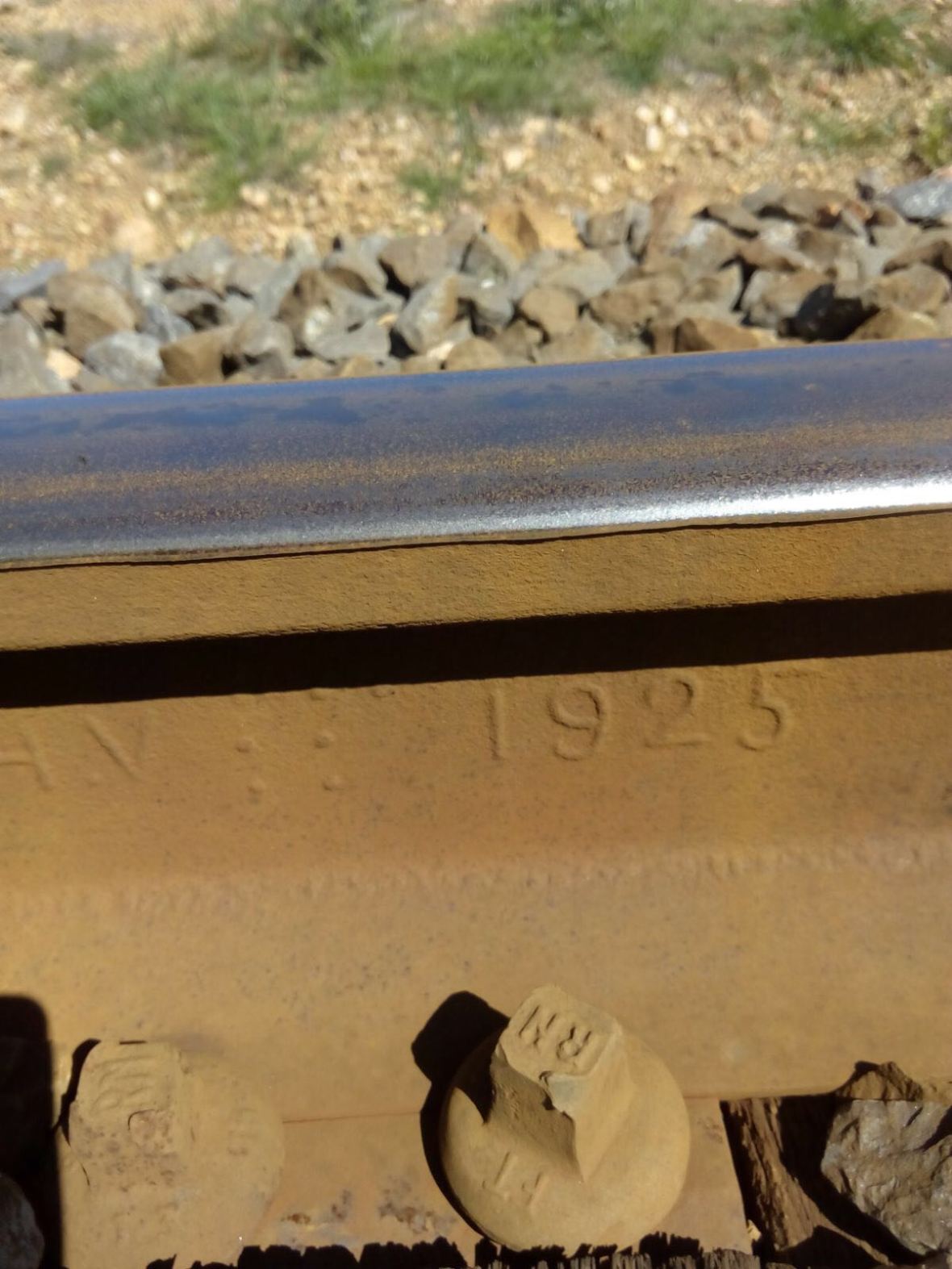 ad437735-f86a-42b1-8787-d39995e5664e